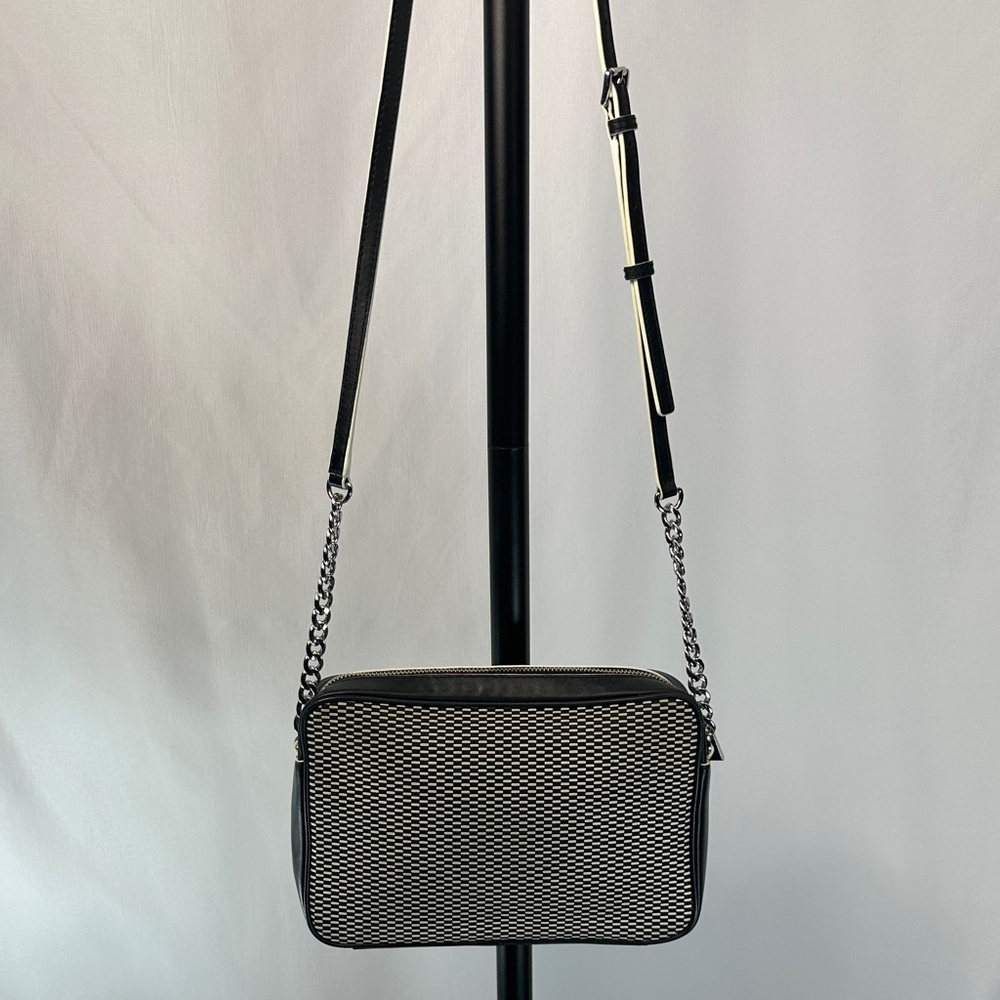 MICHAEL KORS Women's Jet Set Large Eastwest Cross Body Bag - Blk/ Off White - Picture 5 of 16